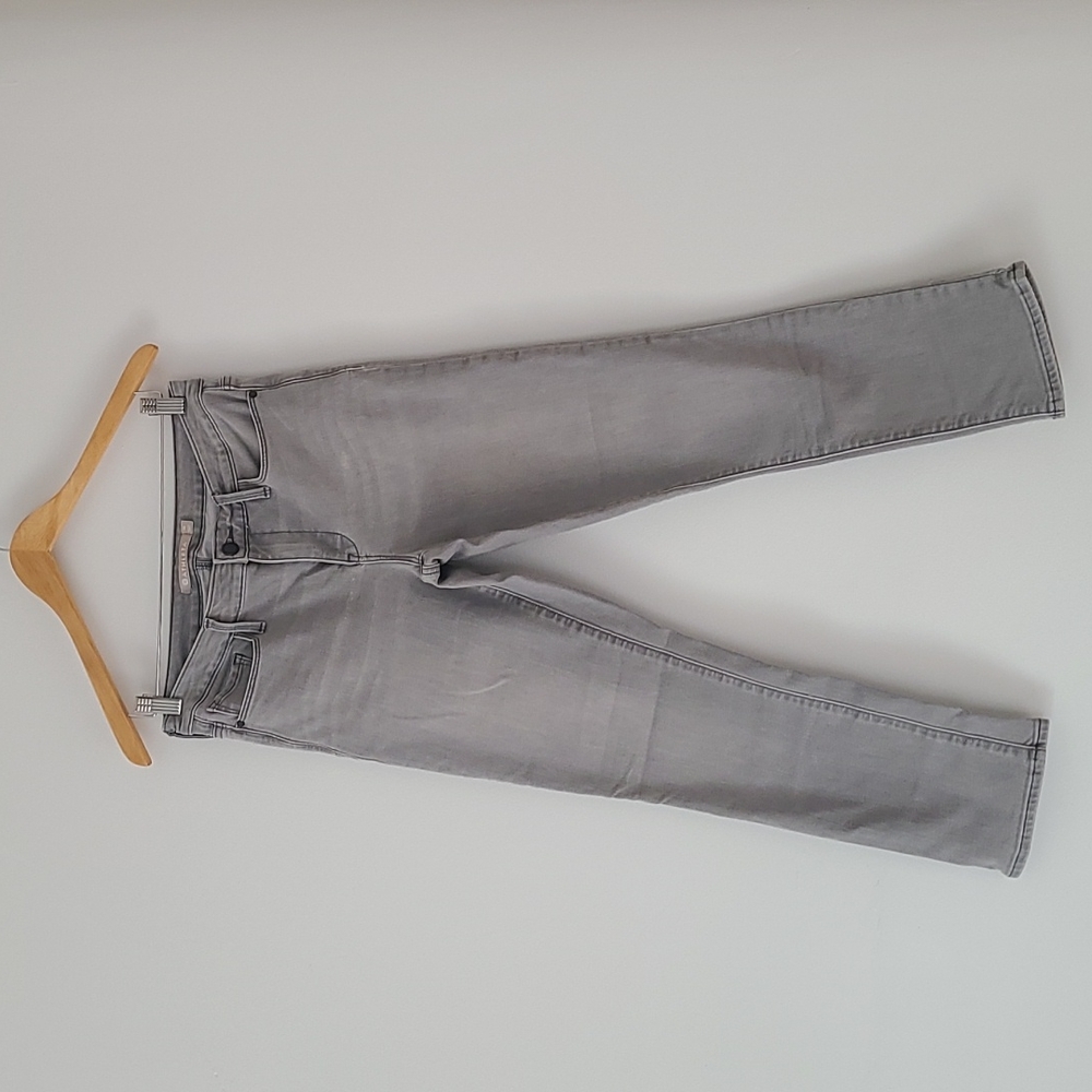 Athleta grey crop jeans